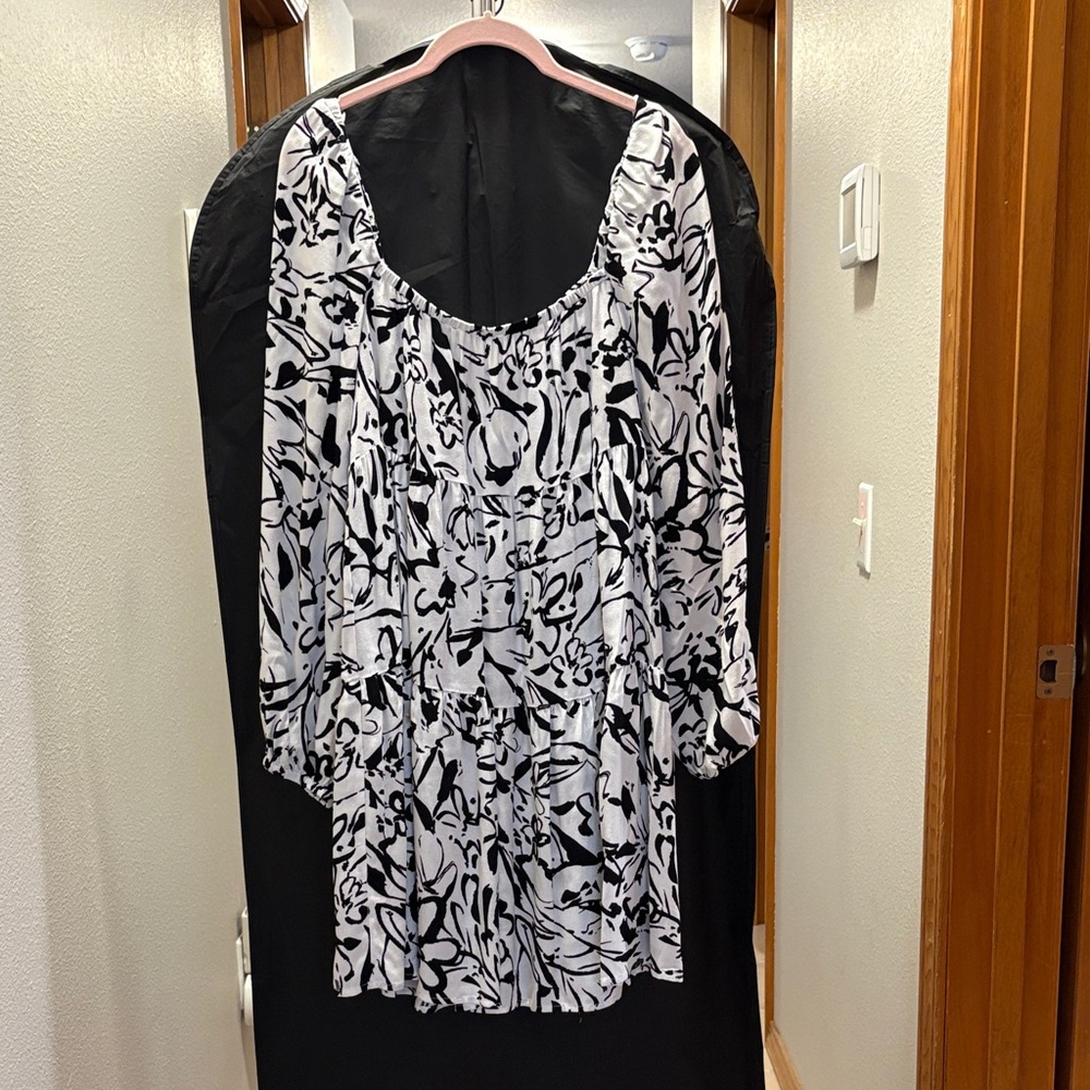 Black & White Floral Peasant Dress